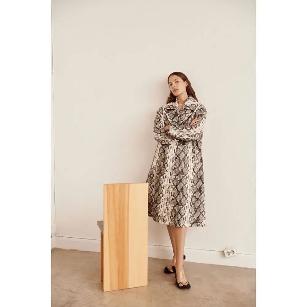 STAND STUDIO Tasia Faux fur Python Print Coat FR36